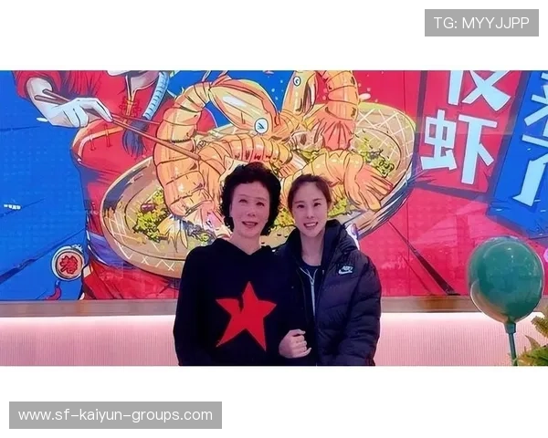 女篮姑娘拼出中国荣耀时刻，女篮小姐姐